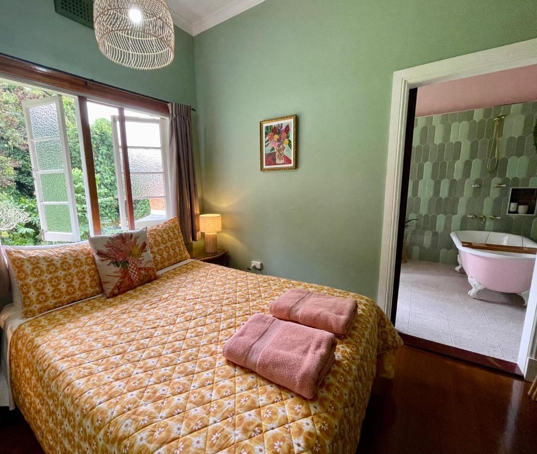 Babinda Quarters Hotel Bagian luar foto