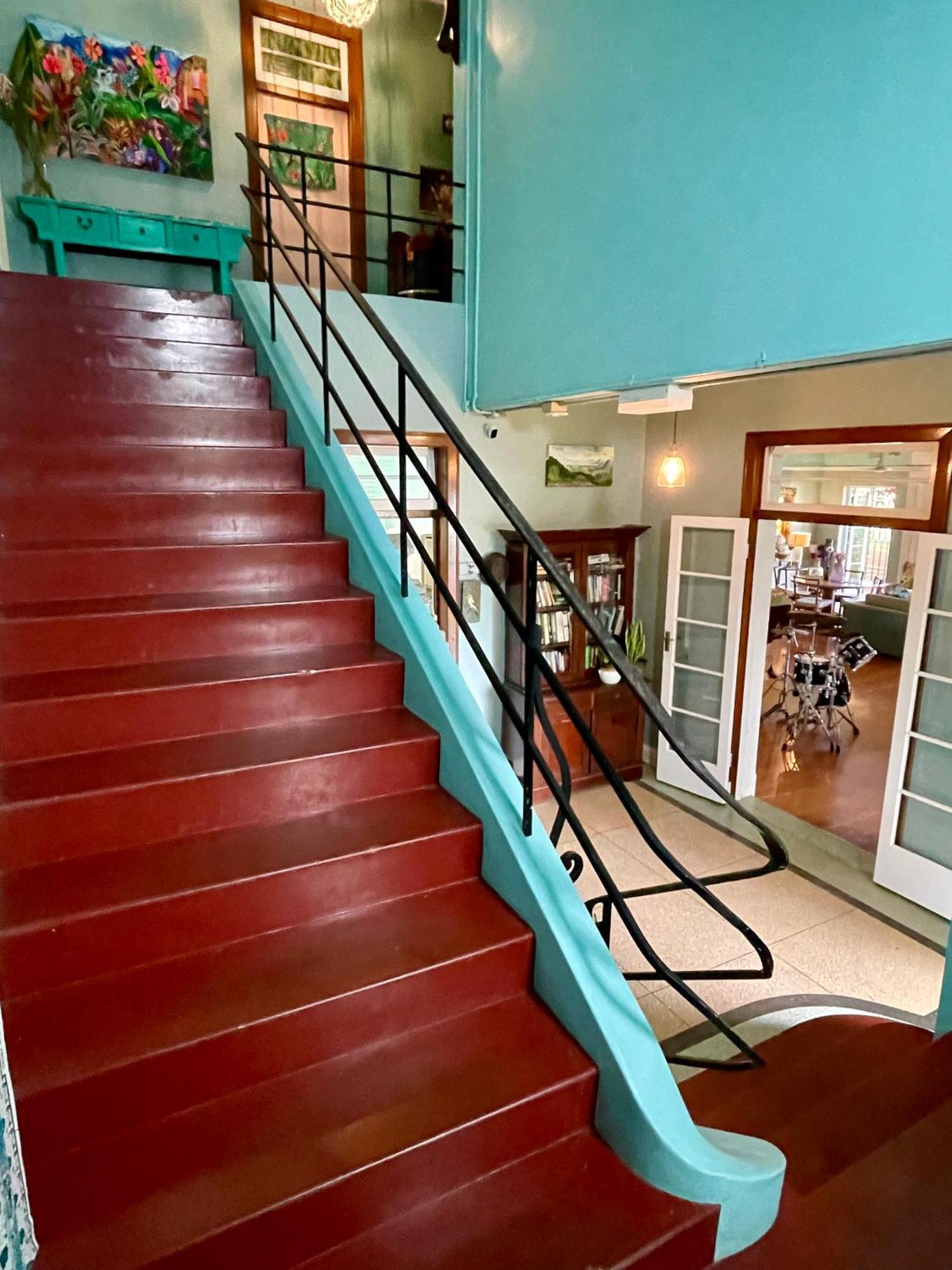 Babinda Quarters Hotel Bagian luar foto