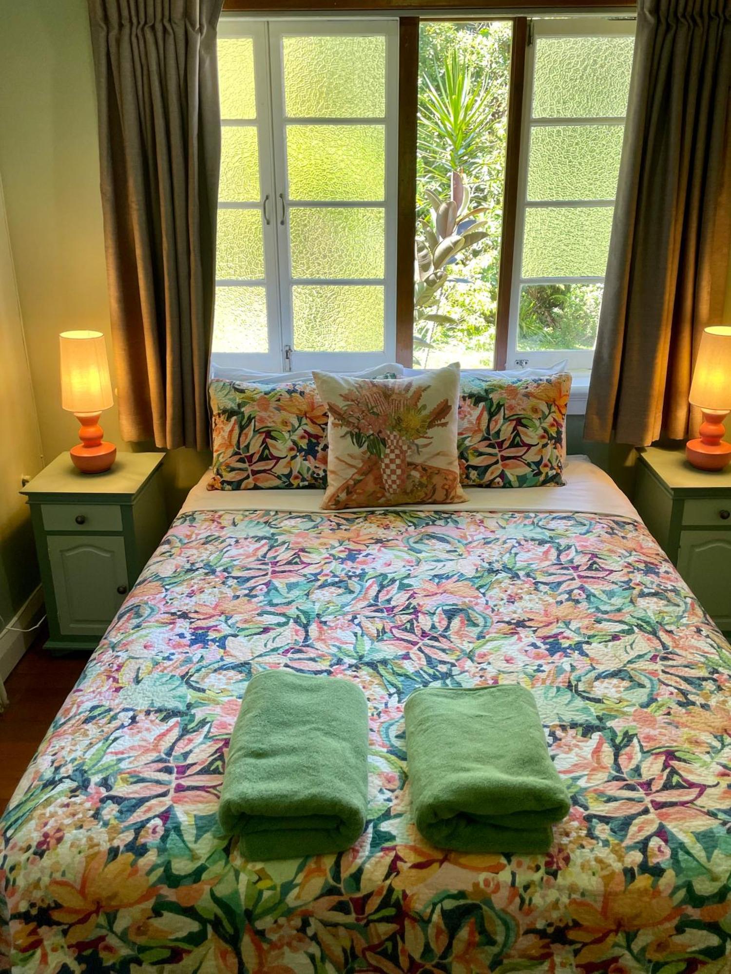 Babinda Quarters Hotel Bagian luar foto