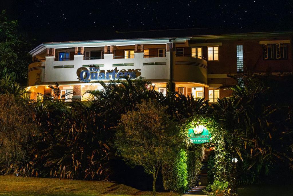 Babinda Quarters Hotel Bagian luar foto